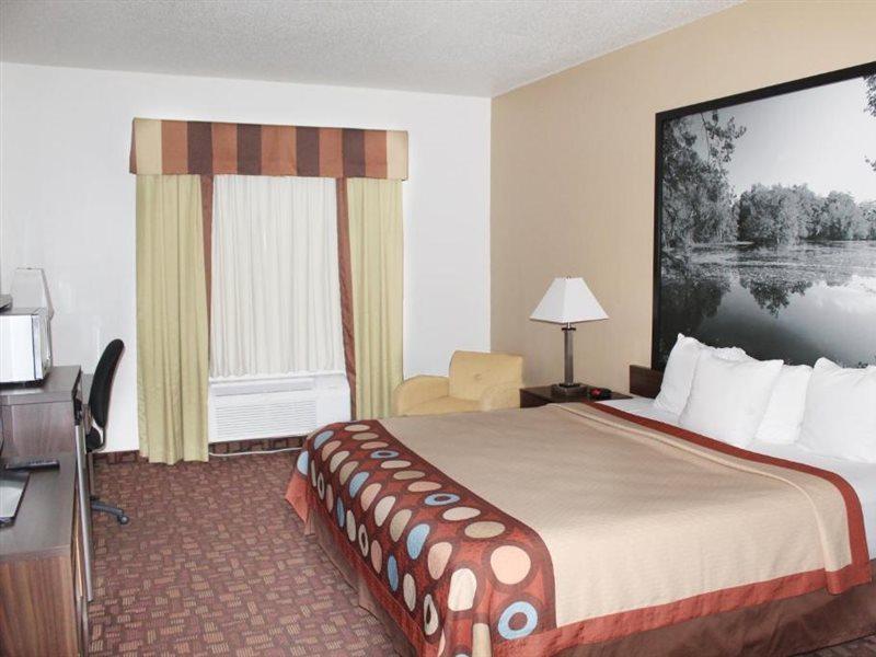 Super 8 By Wyndham Three Rivers Exterior foto